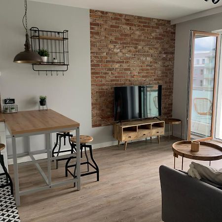 Apartament Przystan Calamo Apartment Олщин Екстериор снимка